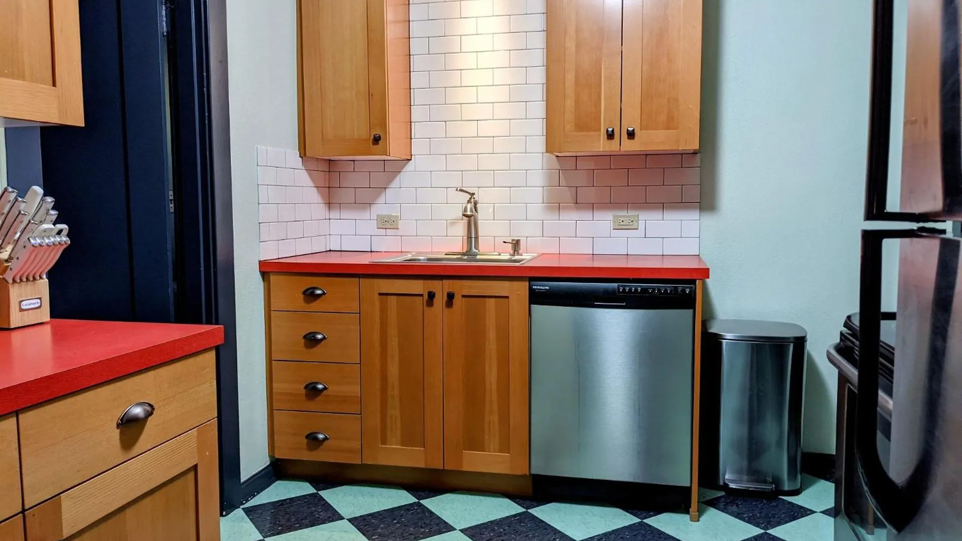 Holiday home Stay Portland Collection - Moab Vibes In Pdx- Walk To Local Coffee & Food